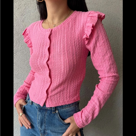 Zara pink ruffle sweater - Picture 4 of 7